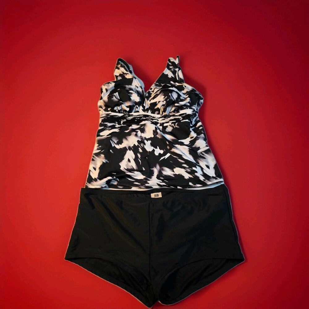 Trimshaper Women’s Tankini Top Size 16 + Faded Glory Swim Shorts 1X/16W Black...